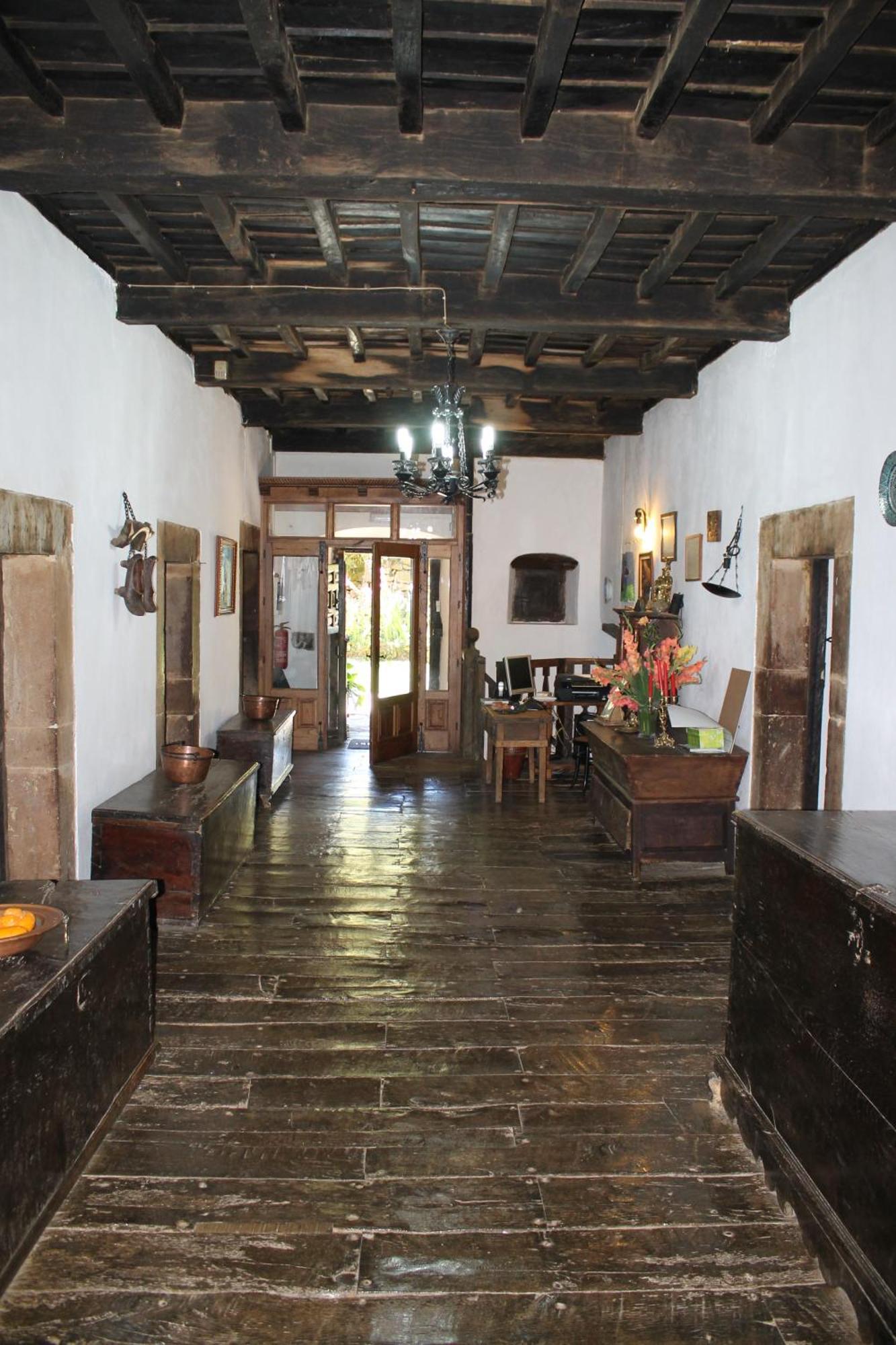 Gasthaus Casona De Trevino Cosgaya Exterior foto
